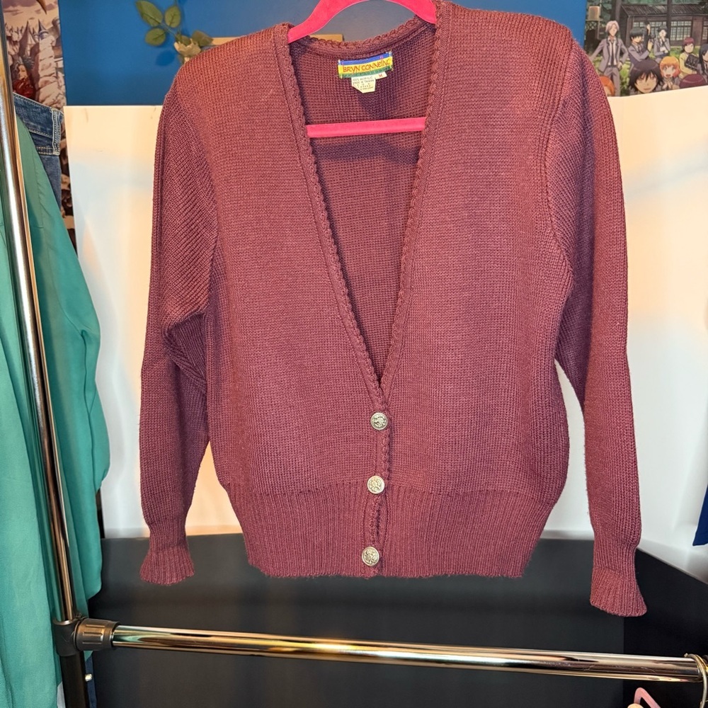 Bryn Connelly size Medium Burgundy Cardigan with Buttons Sweater